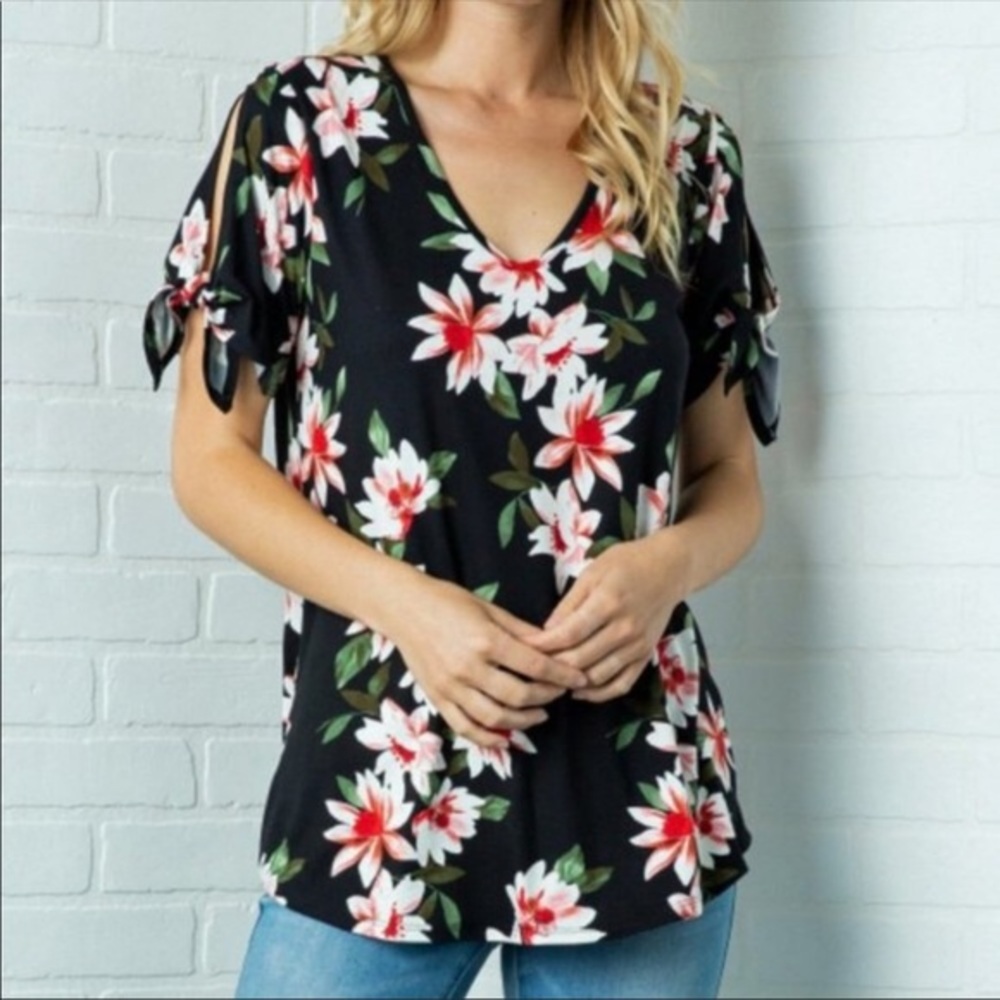 Soft Floral Cut-Out Tie Sleeve Top